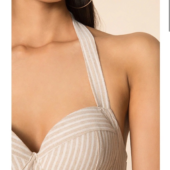 Superdown Rudy Halter Top - Picture 2 of 6